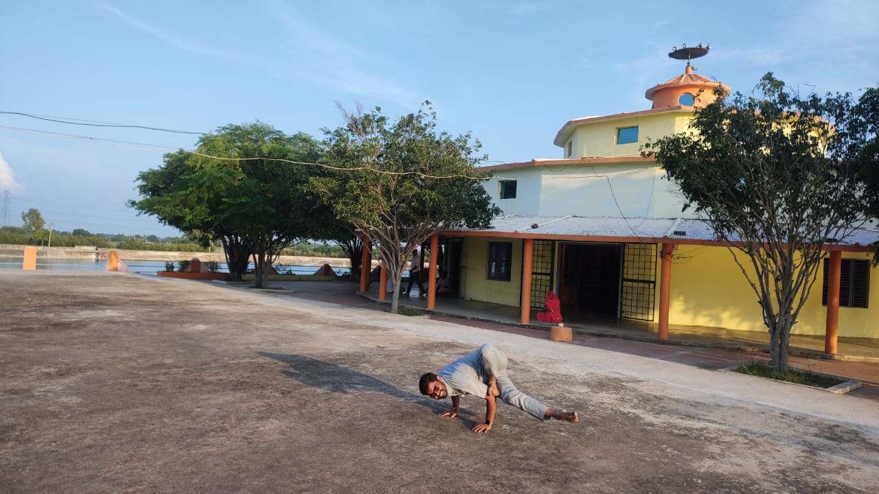 Image 3